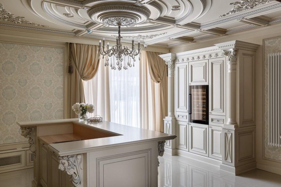 Кухня с декором Ставрос