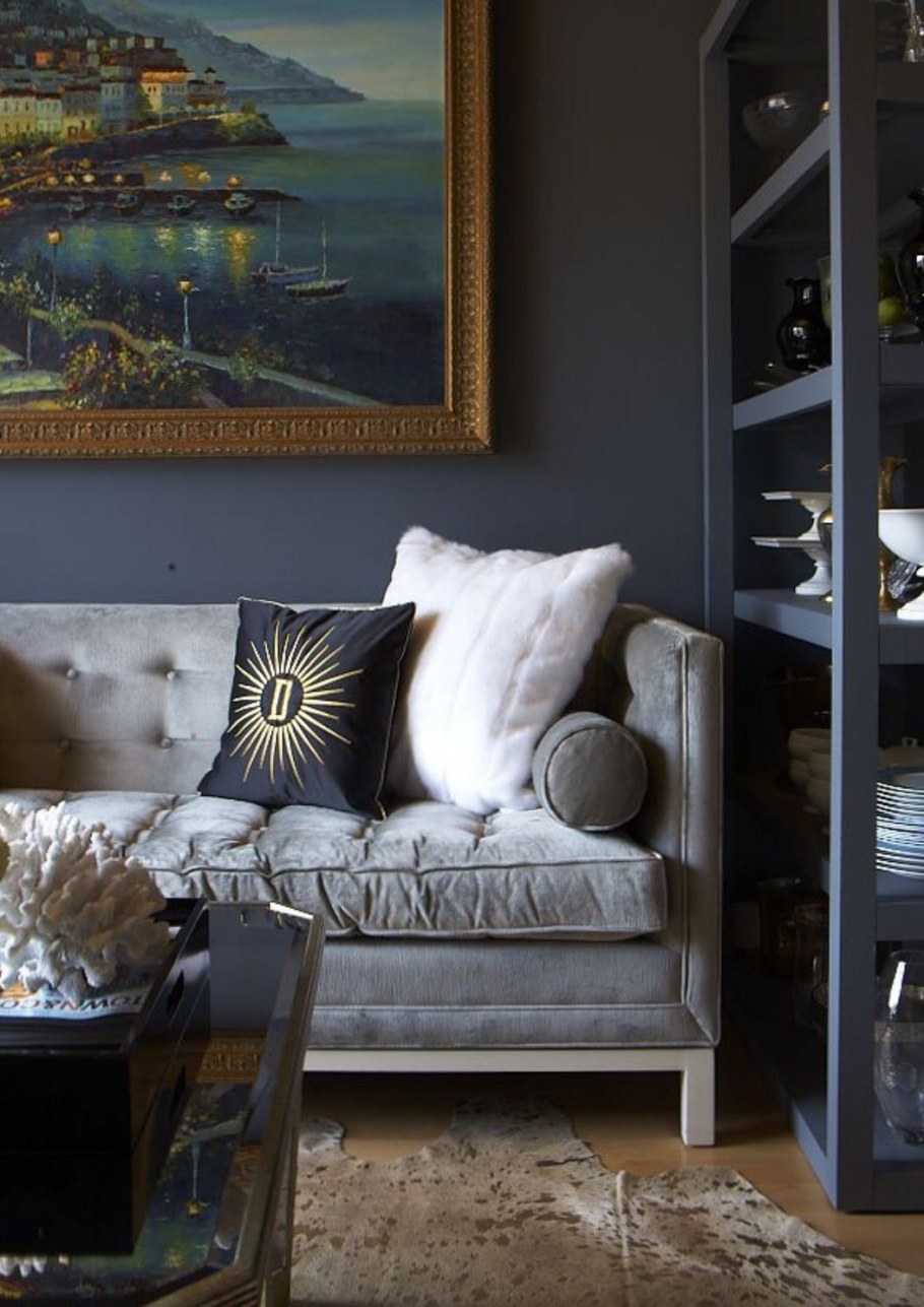 Ночная комната с диваном