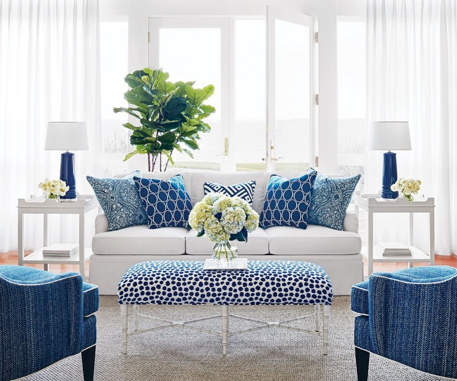 Интерьер в бело синих тонах