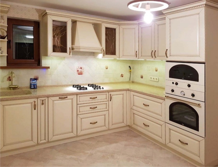 Сара Ричардсон белая кухня