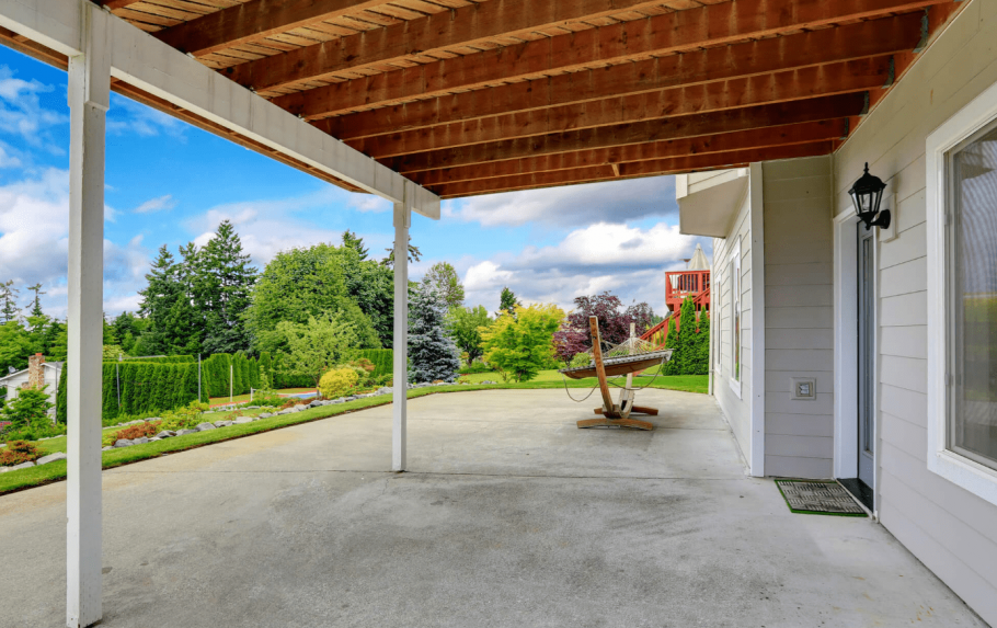 Терраса с бетонным полом