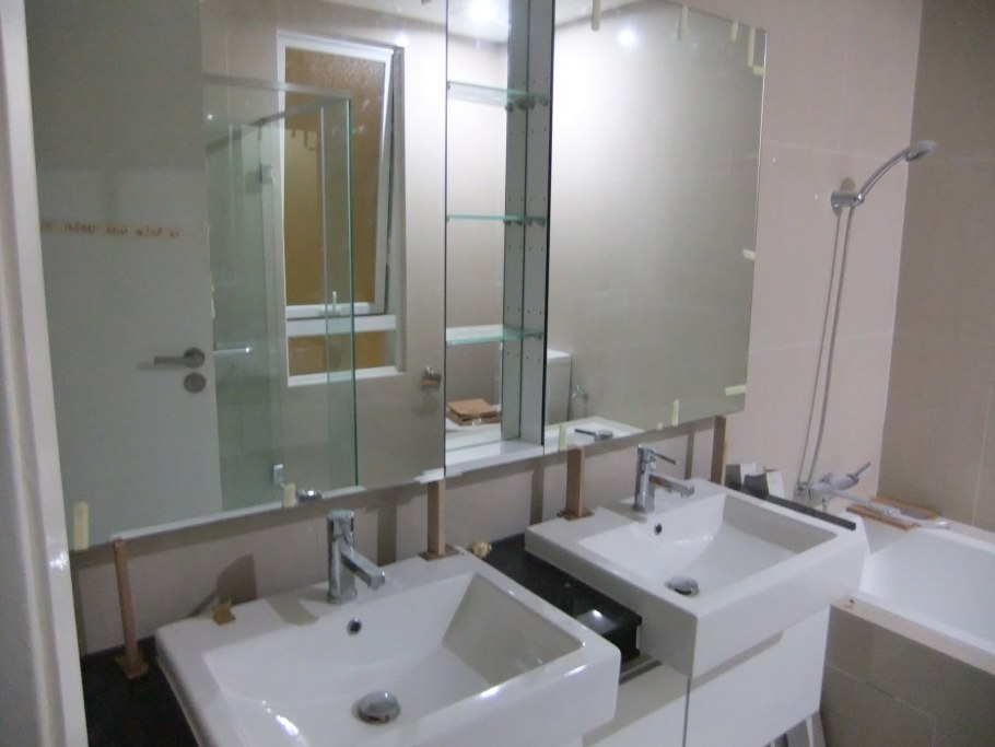 Ванная комната коммуникации