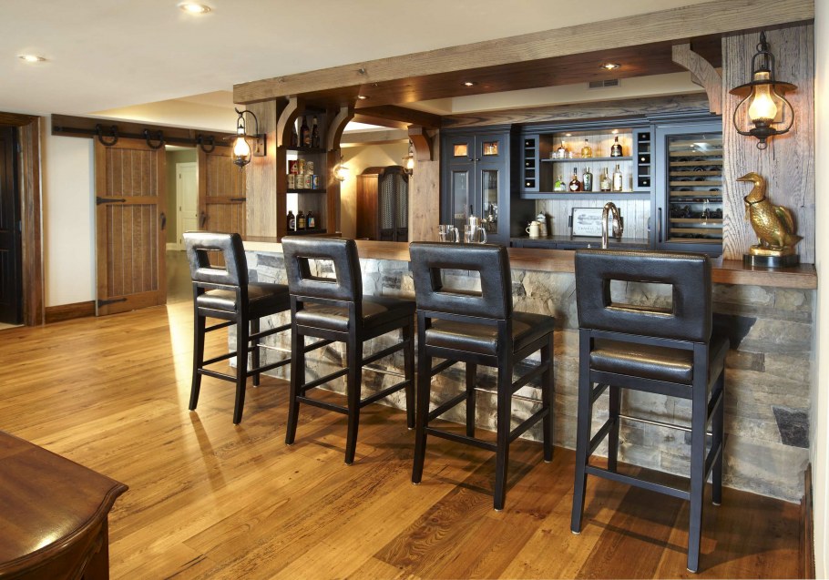 Барная стойка в стиле Шале