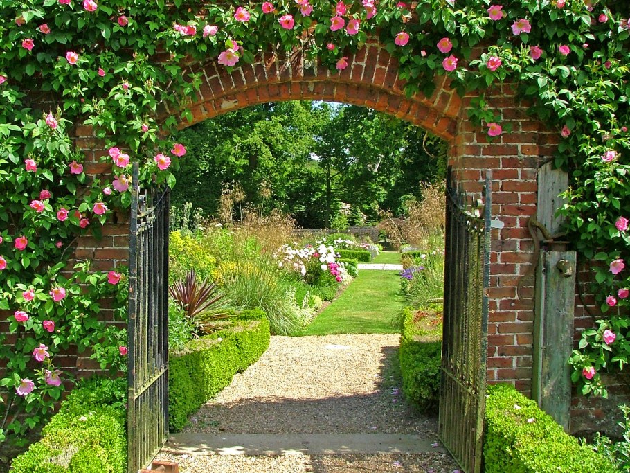 Калитка в Цветущий сад