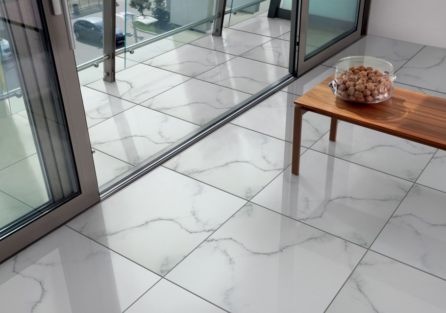 Плитка напольная полированная