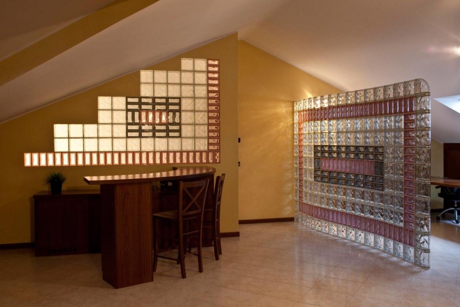 Идея перегородки с стеклоблоками