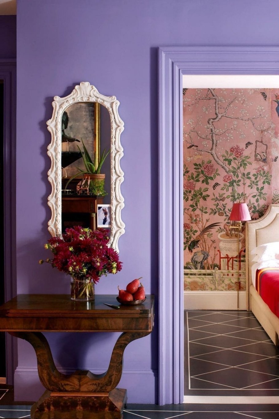 Прихожая в цвете лаванды