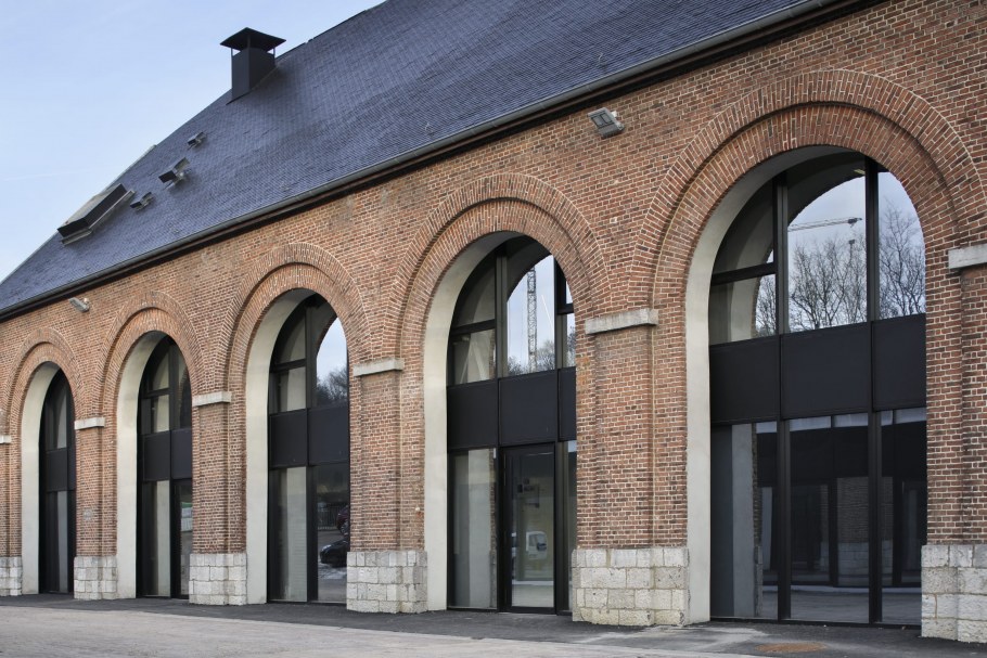 Арочные окна в современной архитектуре