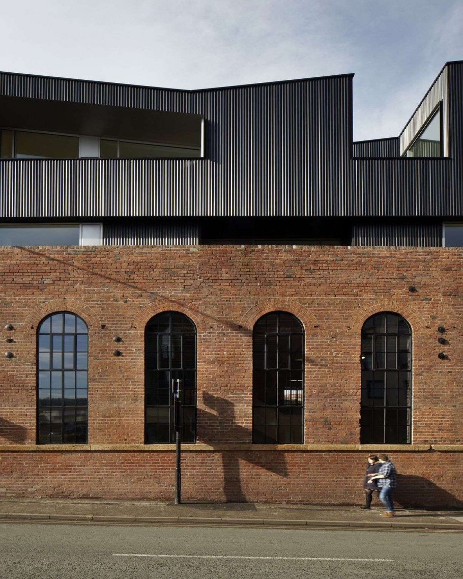 ТЦ фасад кирпич Индустриальный стиль