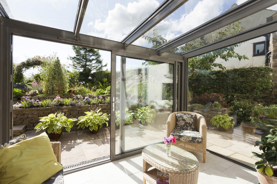 Остекление зимнего сада