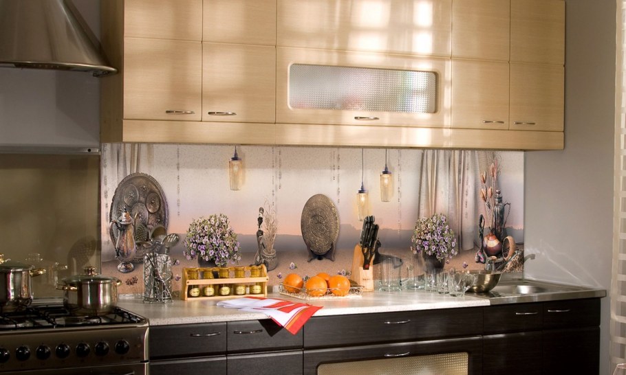 Красивые фартуки для кухни