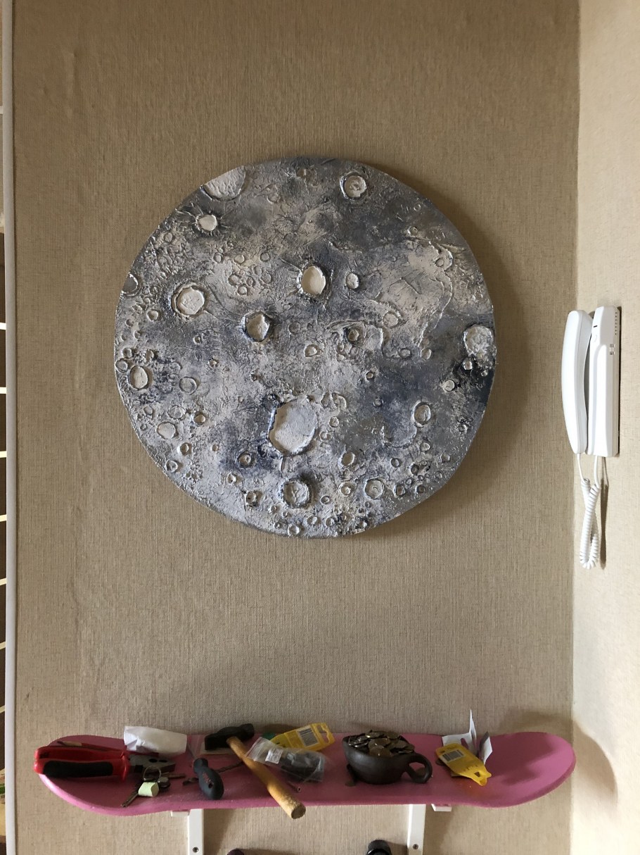 Луна поделка