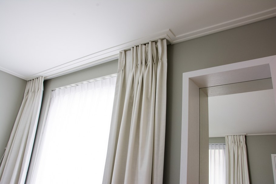 Багет для штор потолочный