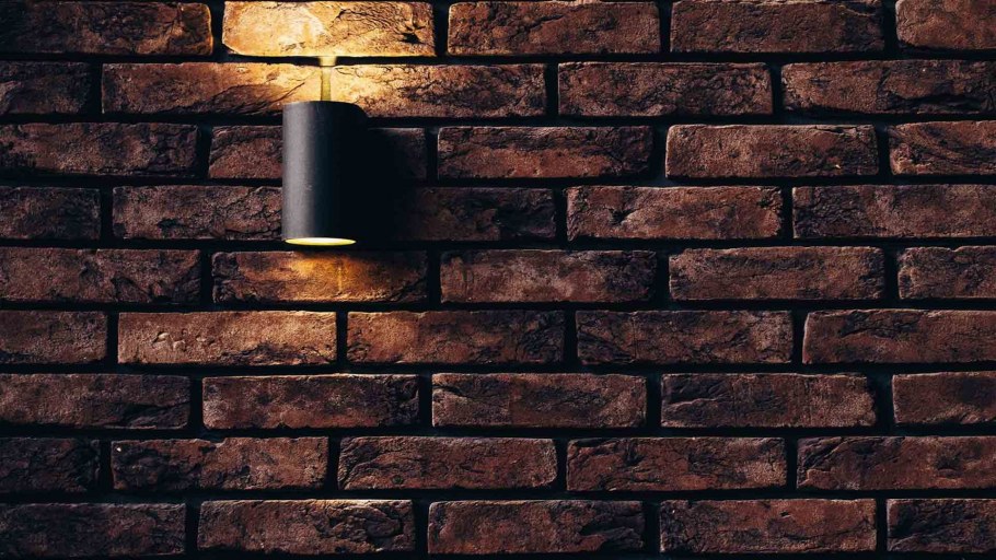 Кирпичная стена