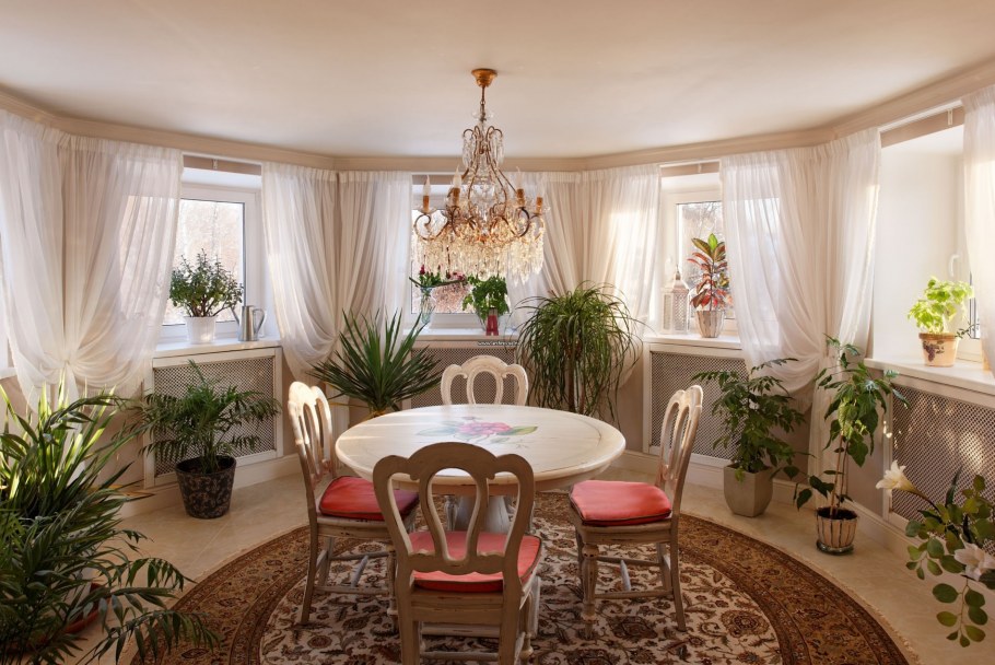 Терраса с большими окнами