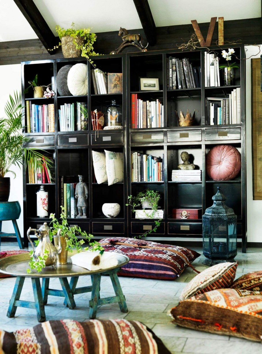 Стеллаж в стиле бохо
