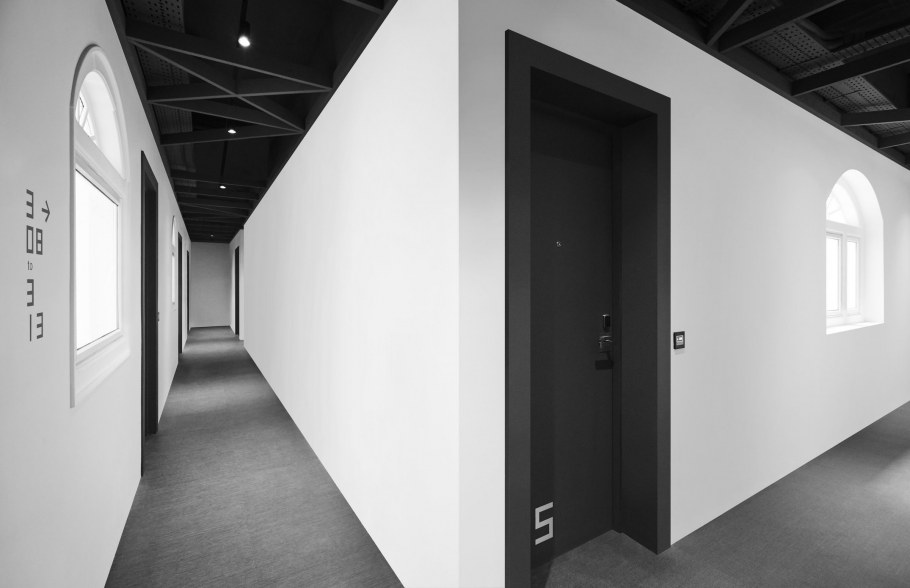 Дверь Минимализм черная