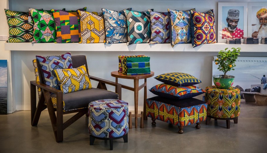 Пуфик в африканском стиле