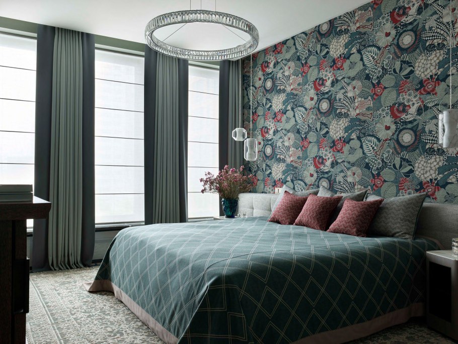 Семейная спальня в светлых тонах