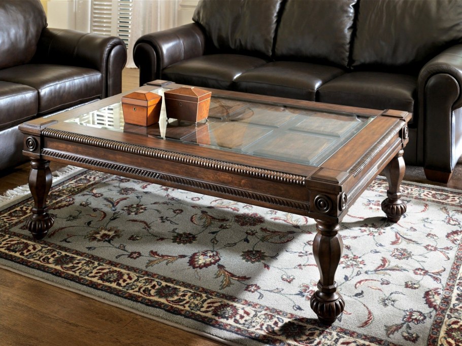 Столик в узбекском стиле