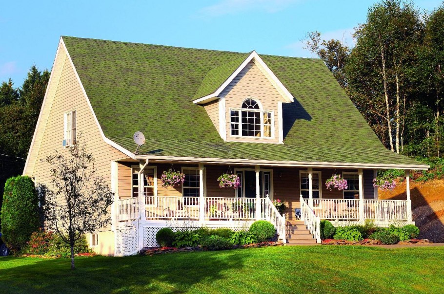 Крыша дачного домика