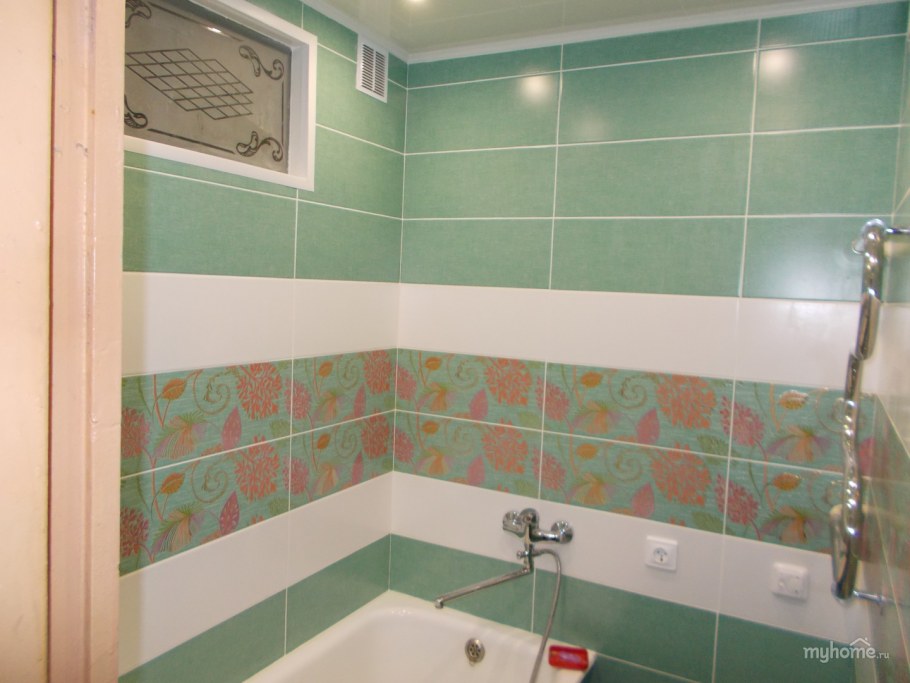 Ванна обложенная мозаикой