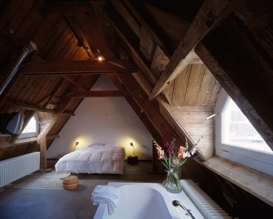 Спальня под крышей