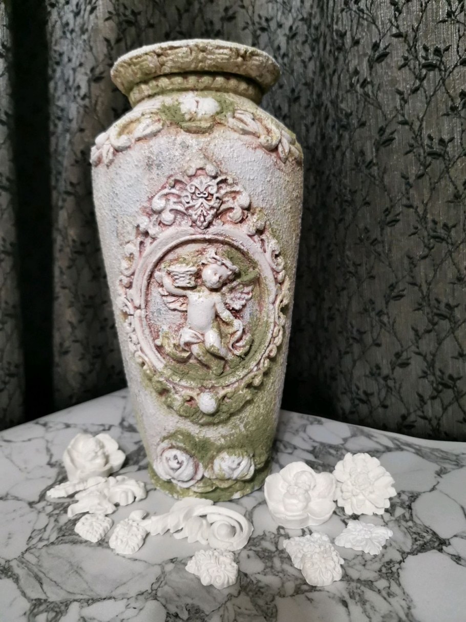 Старинные вазы для цветов