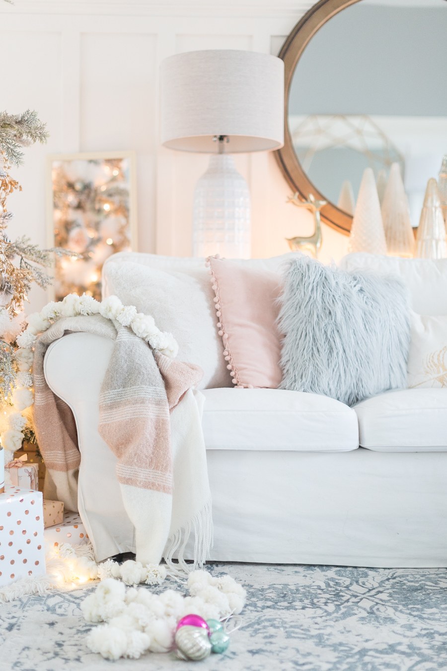 Новый год в пастельных тонах