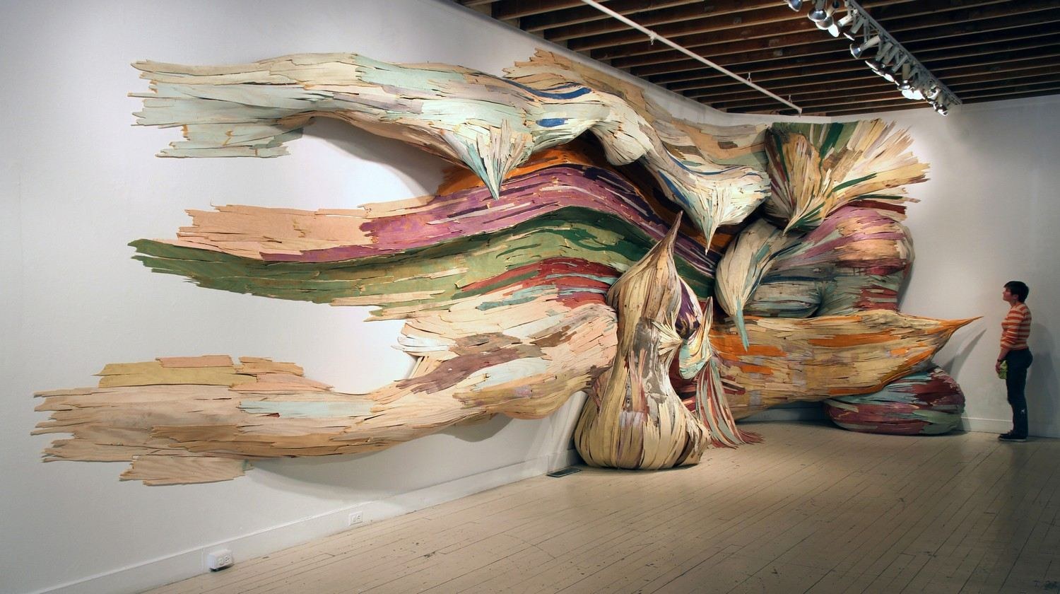 Виды и техники современного искусства. Энрике Оливейра инсталляции. Современное искусство инсталляции. Необычные арт объекты. Инсталляция из дерева.