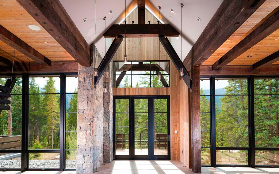 Дом в стиле Шале фахверк