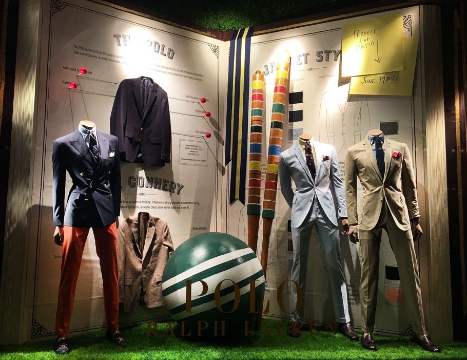 Витрина магазина Ralph Lauren пустая