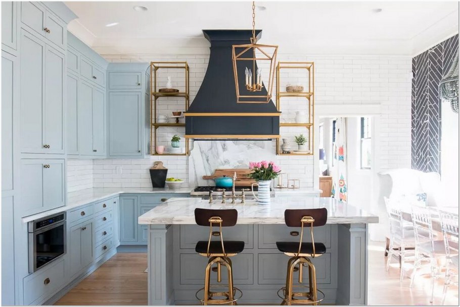 Кухня с ручками ракушками