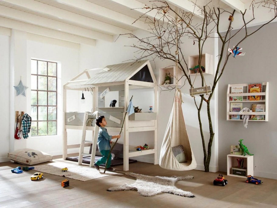 Необычный детский уголок