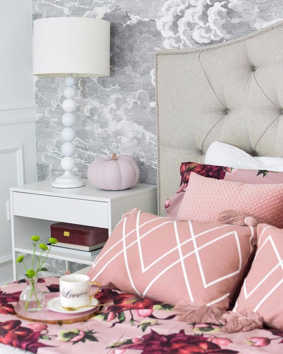 Модные обои для спальни