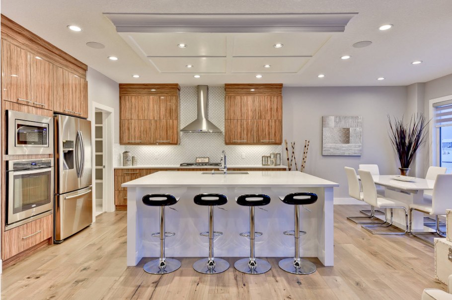 Интерьер кухни ресторана