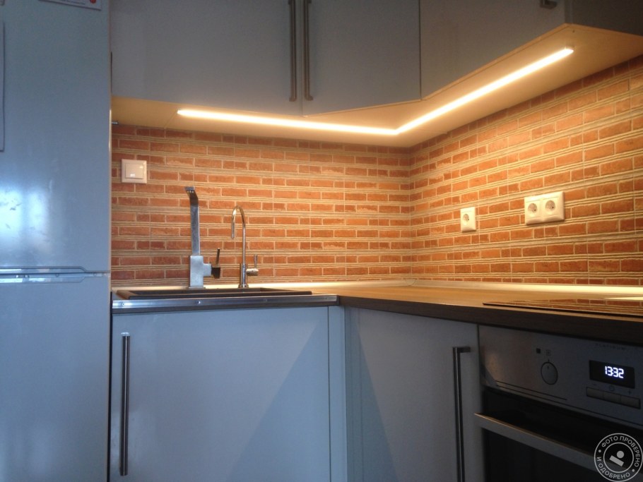 Светодиодная подсветка для кухни рабочей зоны