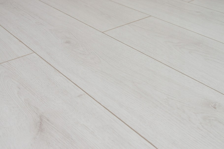 Kronotex дуб тренд белый d3201