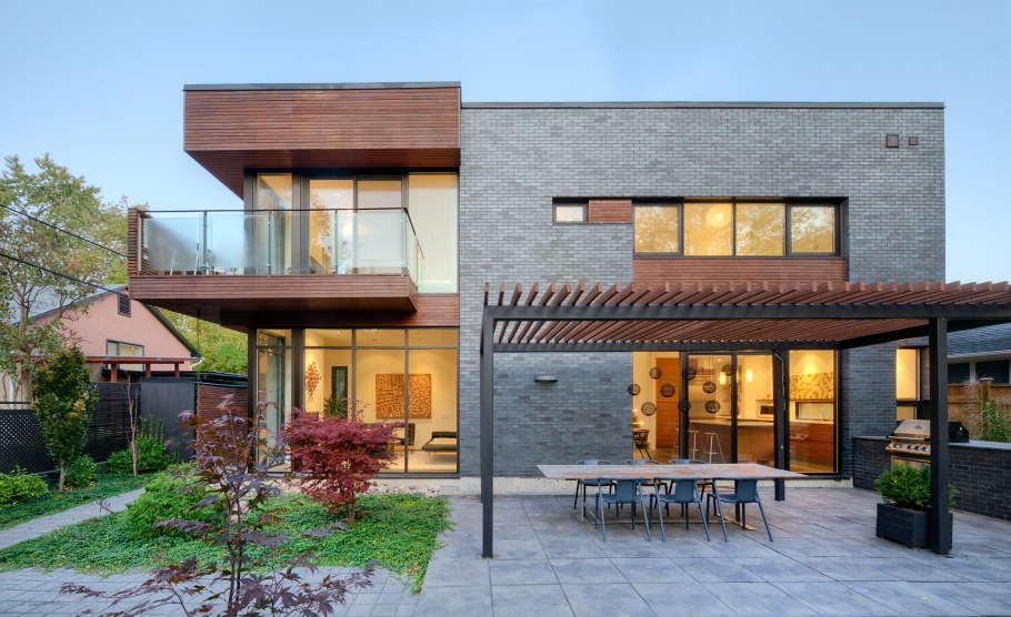 Планкен и штукатурка на фасаде