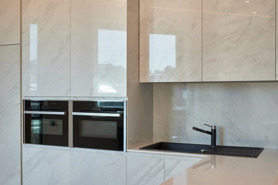 Кухня из керамогранита «Савойя»