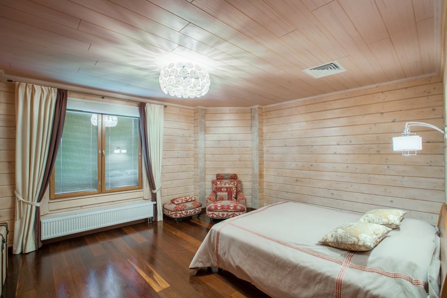 Вагонка в деревянном доме