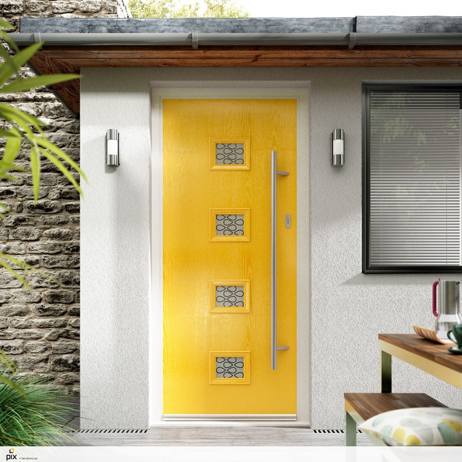 Прихожая в светло-желтом цвете