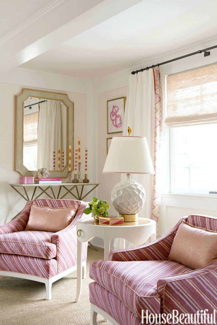 Бежевая комната для девочки