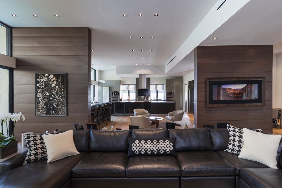 Гостиная в шоколадных тонах