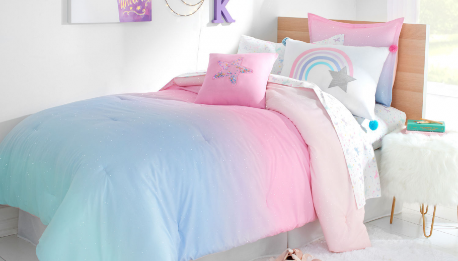 Розово голубая комната для девочки