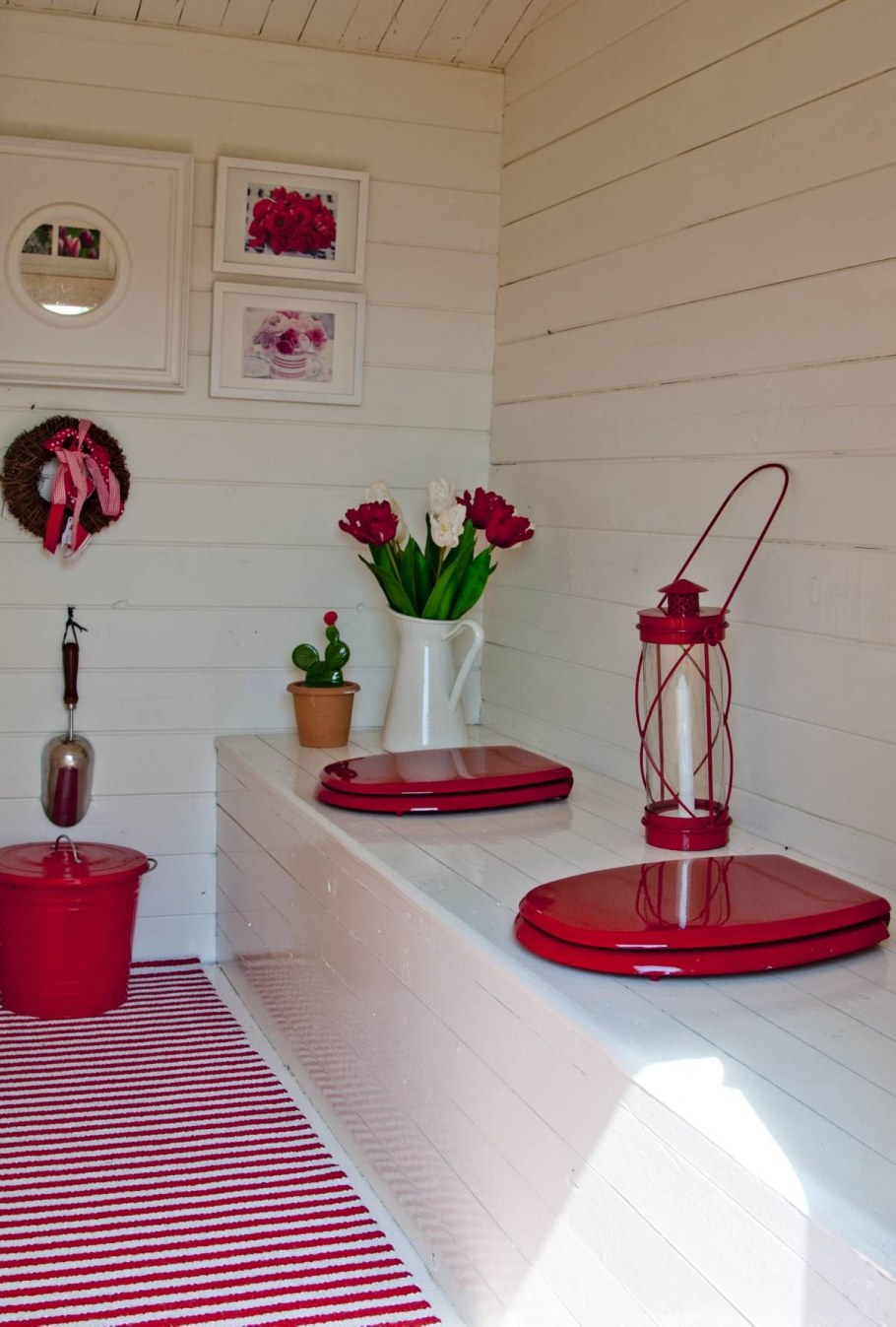 Короб для дачного туалета