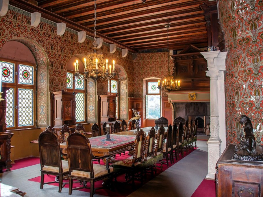 Замок Райхсбург Кохем интерьеры