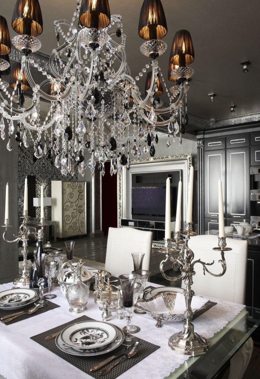 Серебро в интерьере