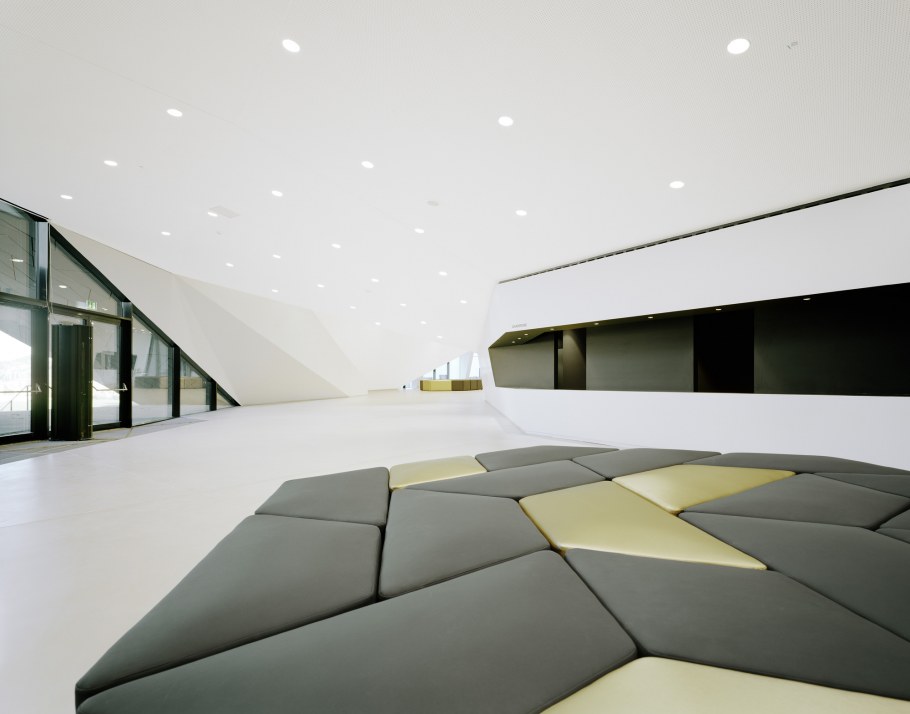 Delugan Meissl associated Architects