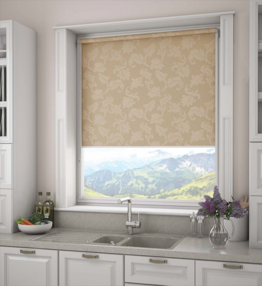 Рулонная штора Вояж 48*170 бежевый